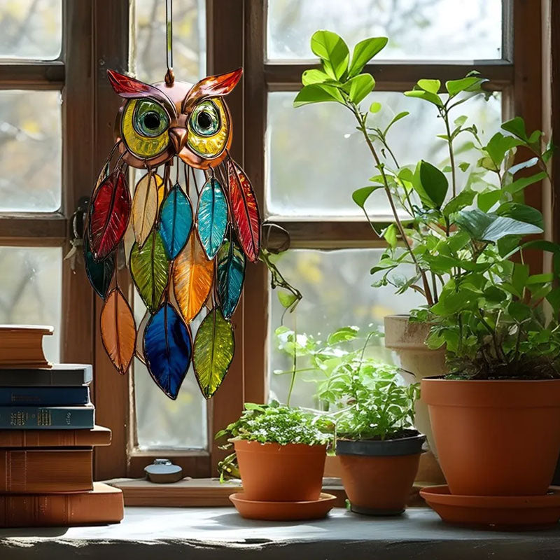 Colored owl pendants