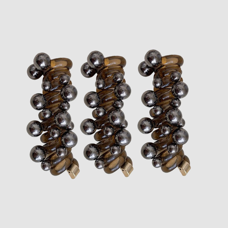 Beaded hair elastic in spiral shape