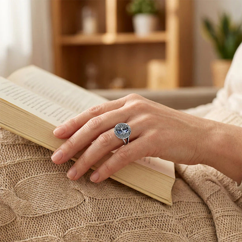 Tree of Life Ring – Minimalist design with natural charm 🌿💍