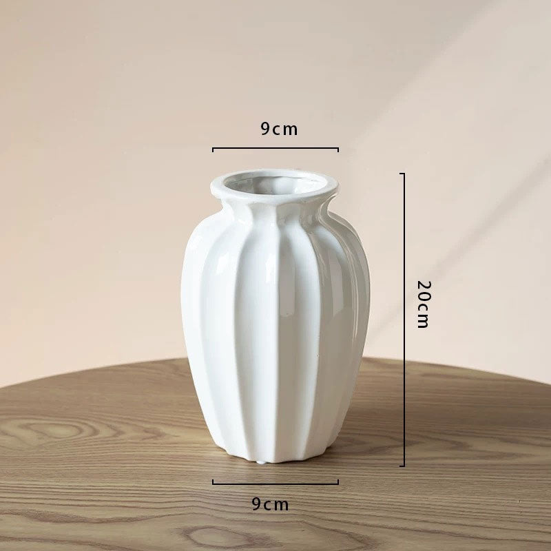 🤍 Luxury Cream-Style Ceramic Vase