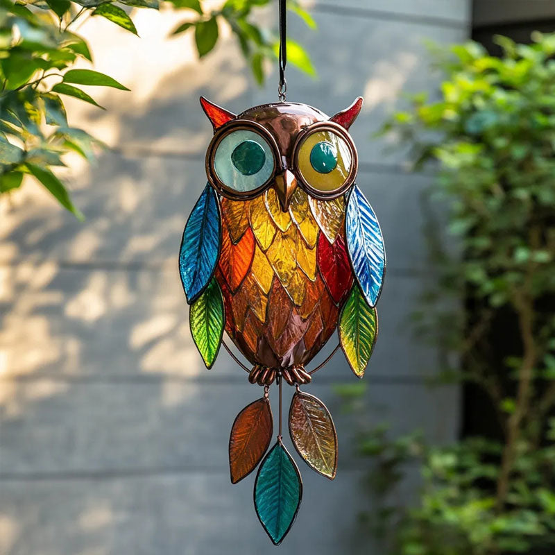 Colored owl pendants