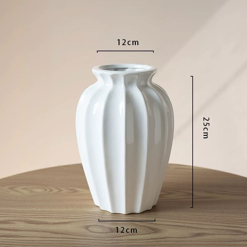🤍 Luxury Cream-Style Ceramic Vase