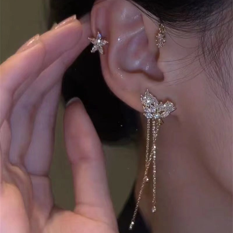 ✨🦋 Zirconia earrings with butterfly clas