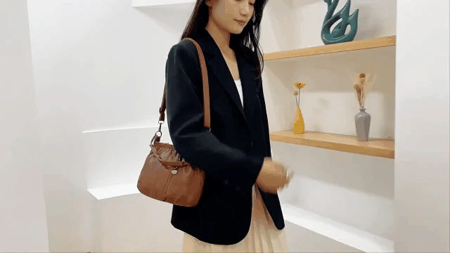Wrinkled Design Soft Leather Bag 👜✨
