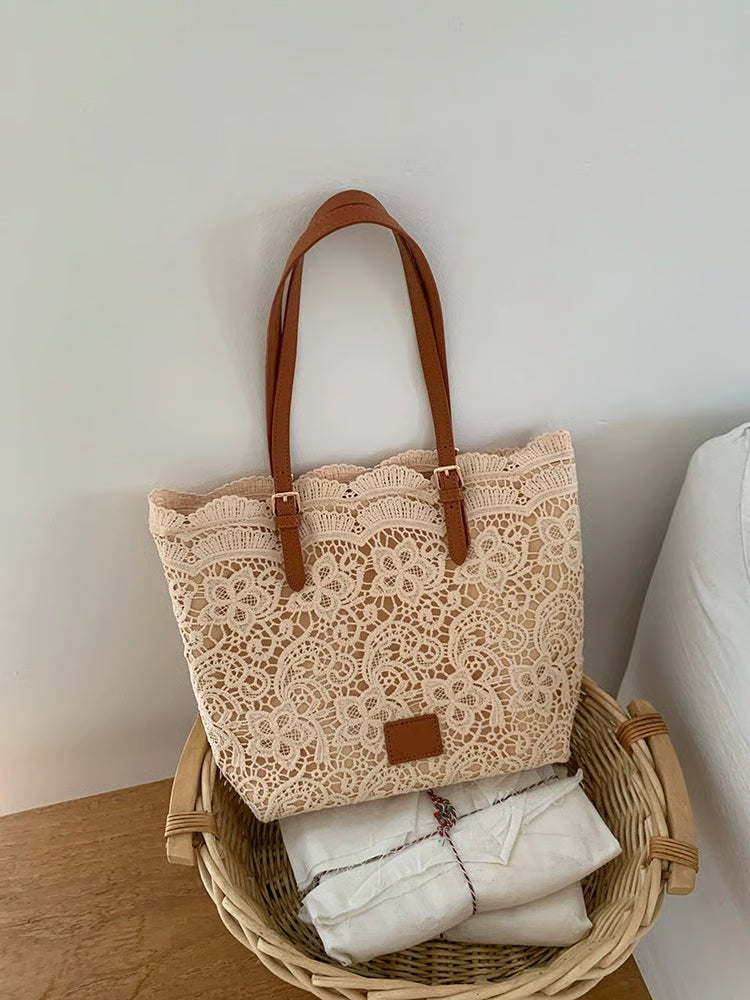 👛 Vintage Lace Shoulder Bag – Elegant, Spacious, Adjustable Strap 💼