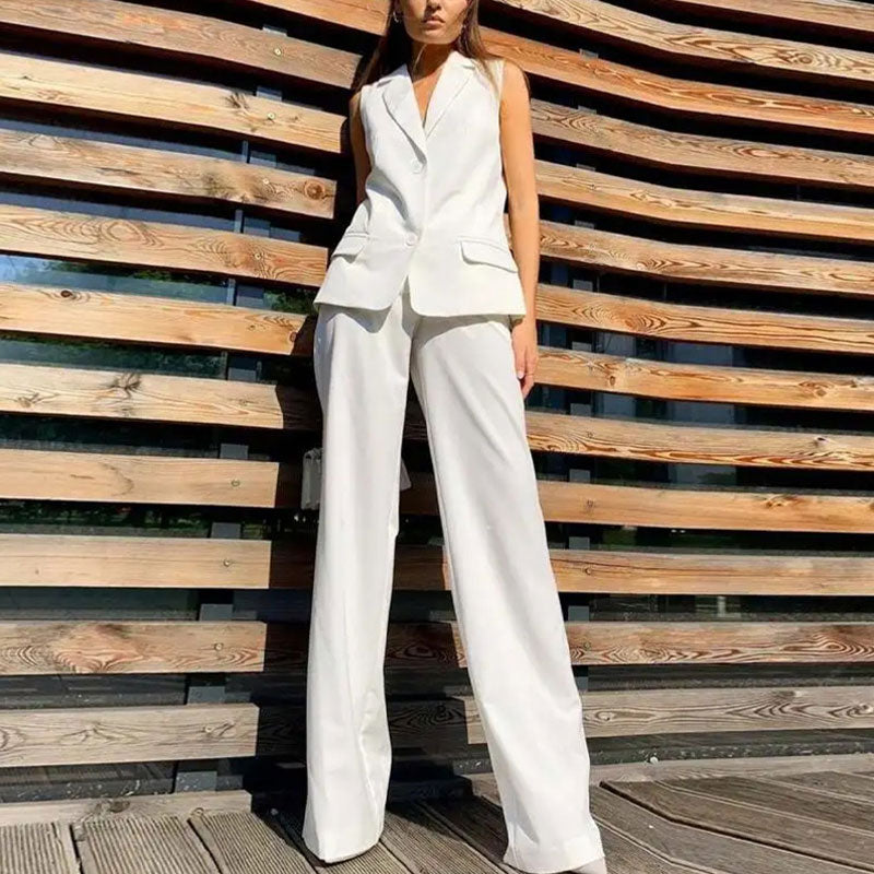 💖Stylish Sleeveless Blazer And High-Waisted Trousers Set For Women