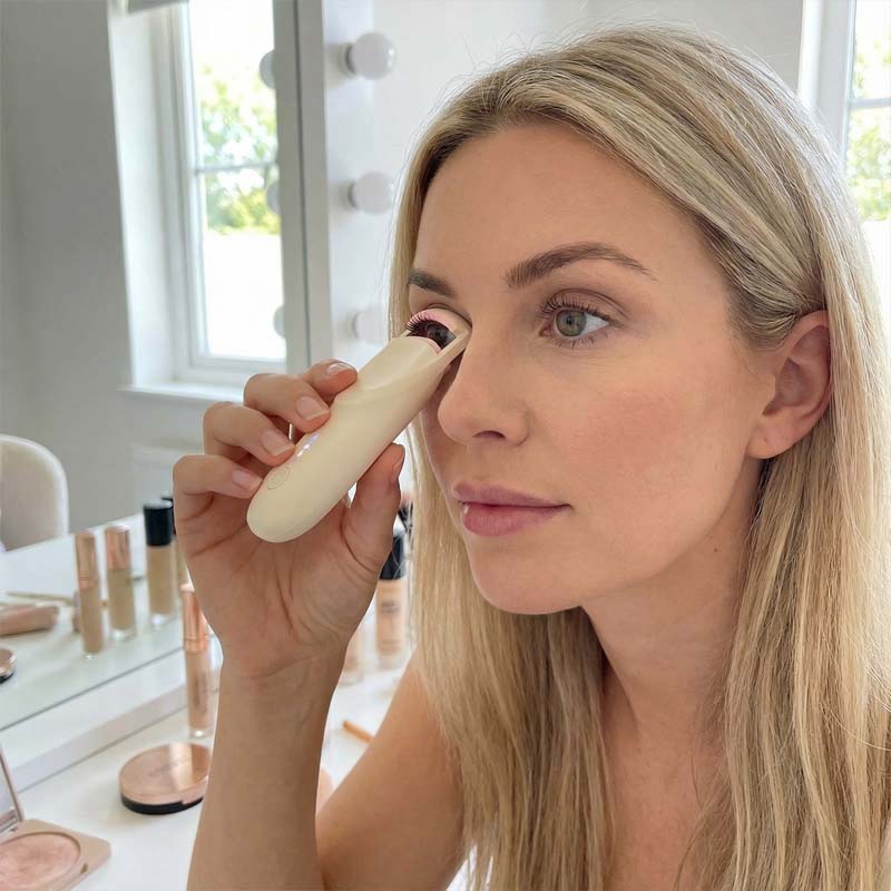 Electric Eyelash Curler