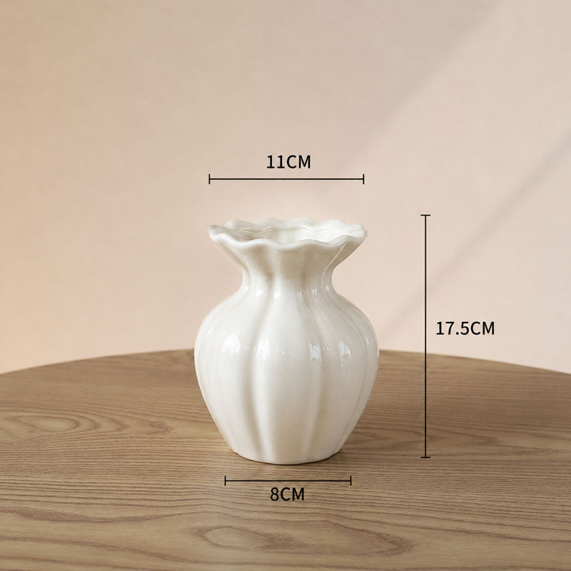 🤍 Luxury Cream-Style Ceramic Vase