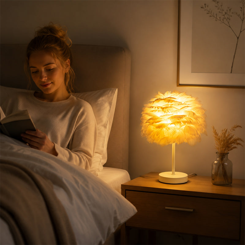 Nordic-Style Decorative "Plume" Table Lamp for the Bedroom