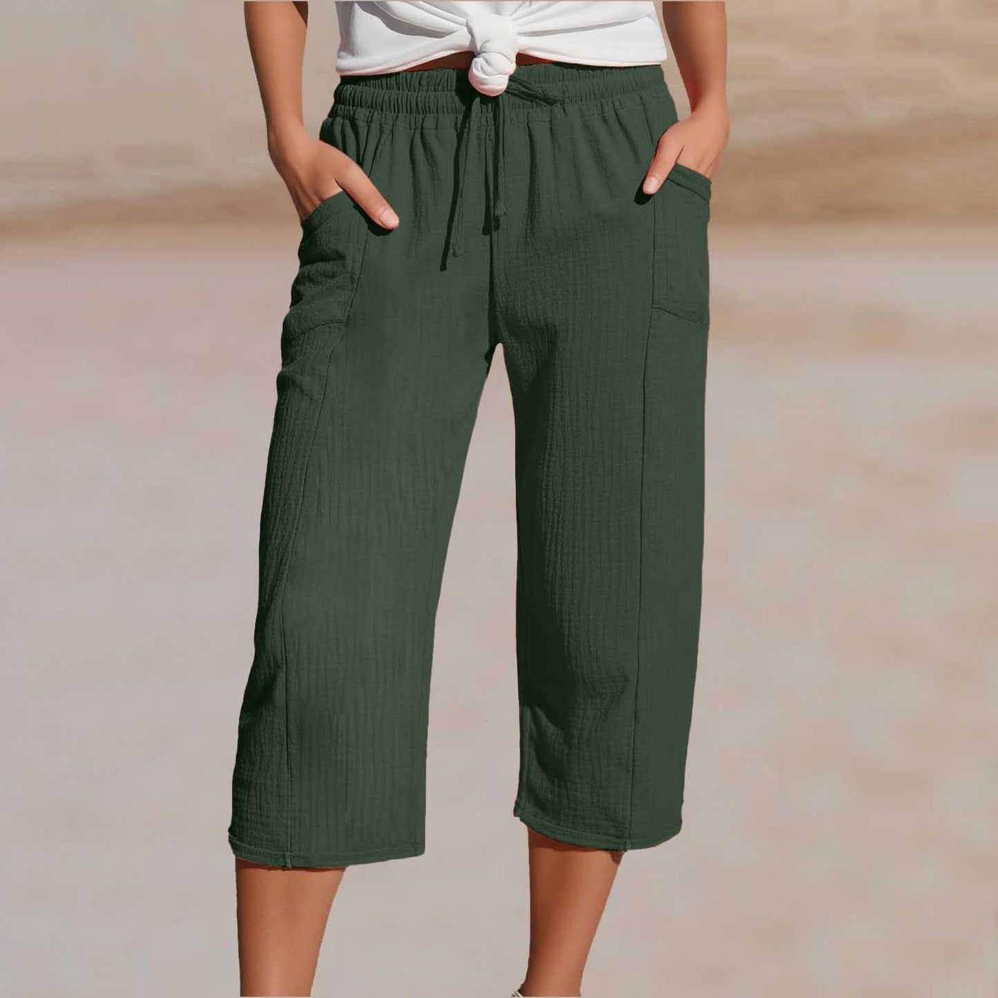 Women's plain-coloured pleated cotton and linen short