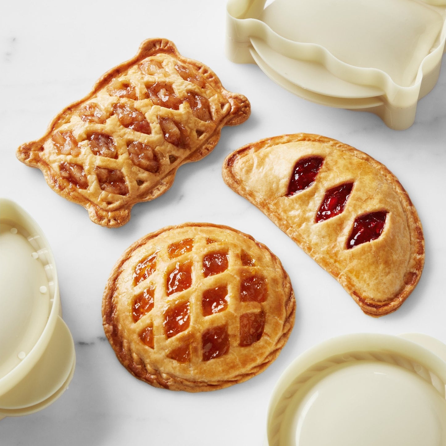 🥧 Holiday Mini Hand Pie Mold Set: 360° Crimped Festive Pastry Press! 🎄