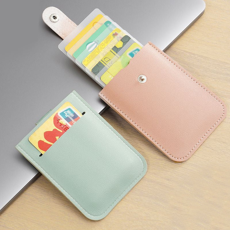 Pull-out card case made of PU leather – Compact, robust & organized Cards & bills 🧳