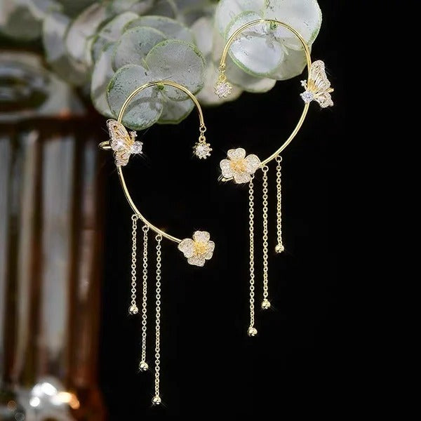 ✨🦋 Zirconia earrings with butterfly clas