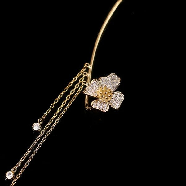 ✨🦋 Zirconia earrings with butterfly clas