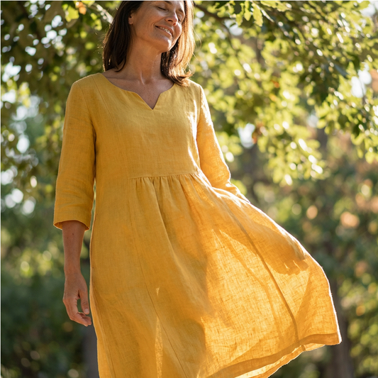 Casual V-Neck Dress Made Of Cotton And Linen – 3/4 Sleeves, With Side Zipper 👗