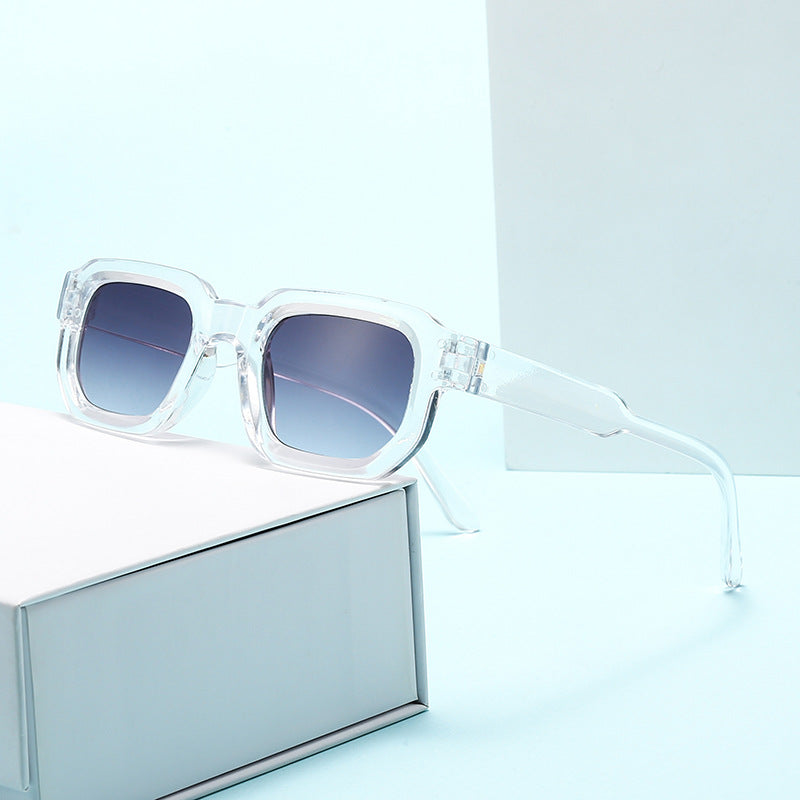 Unisex sunglasses with thick, square frames