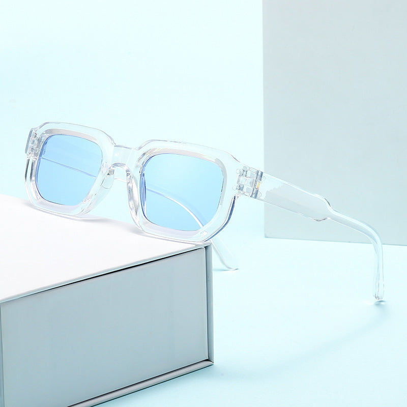 Unisex sunglasses with thick, square frames