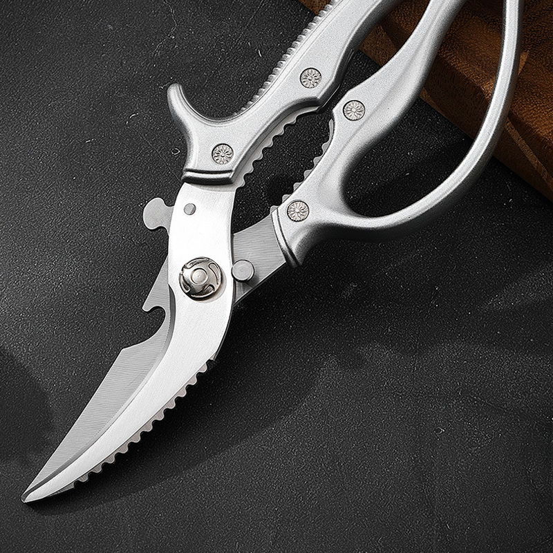 Heavy-Duty Multifunction Kitchen Shears – 4-in-1 Tool with Fish Scaler, Bottle Opener & Safety Lock 🔪