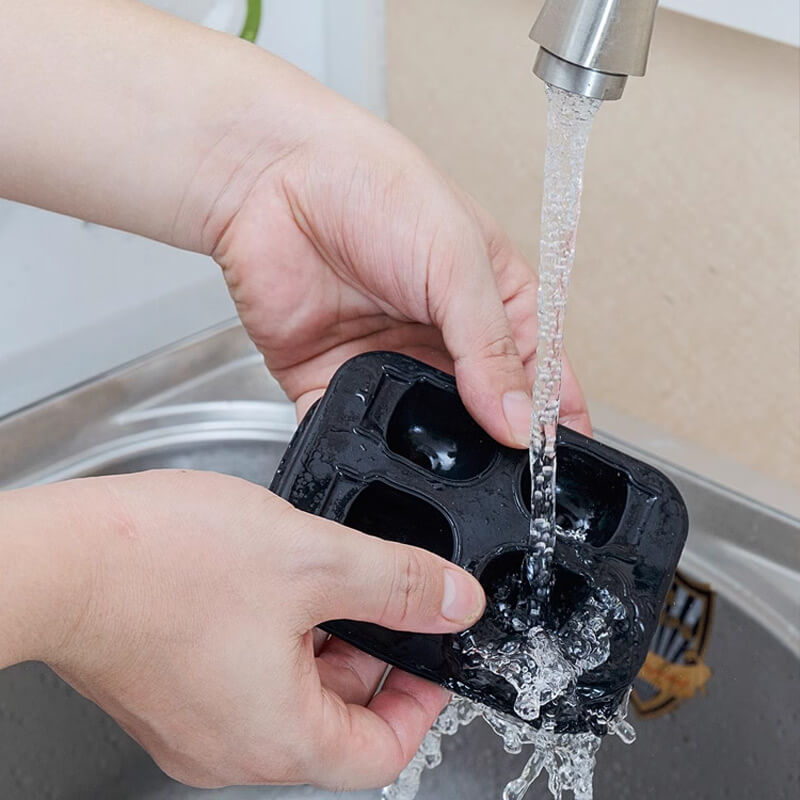 ⏳Limited-time offer⏰DIY "skull" silicone ice cube tray🧊