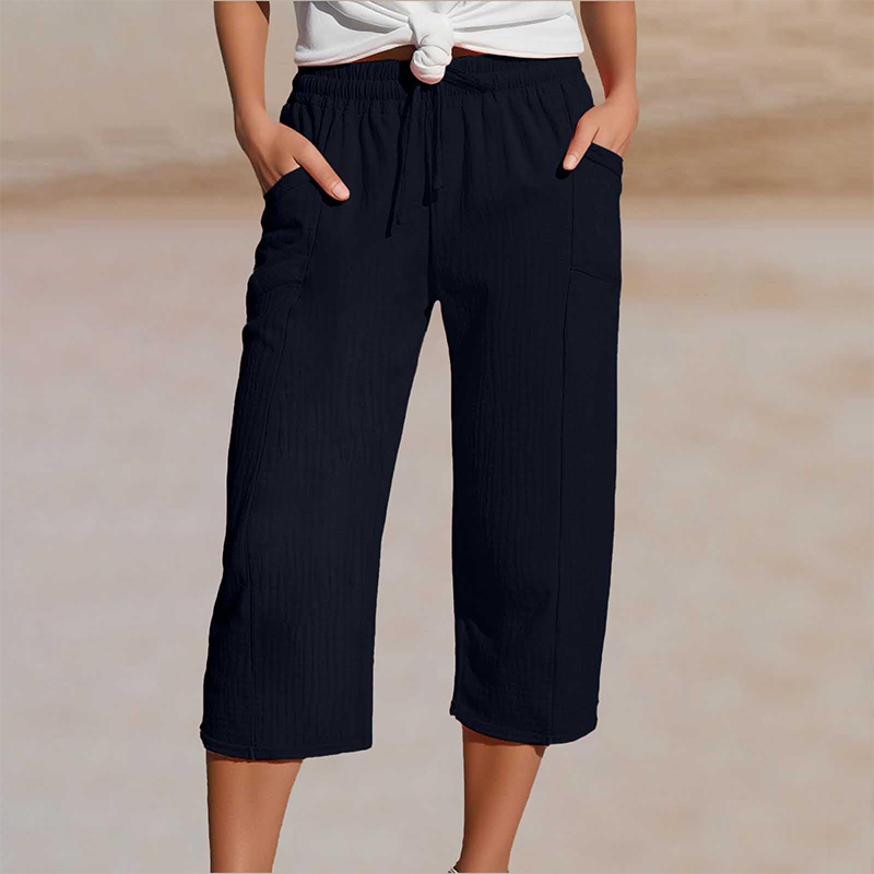 Women's plain-coloured pleated cotton and linen short