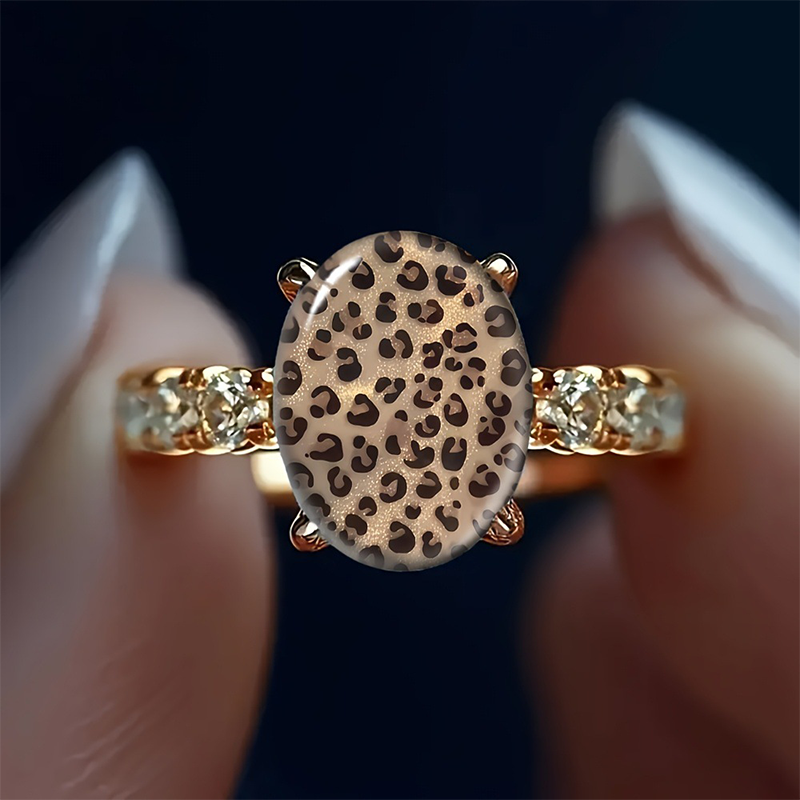 🎉 2026 Sale — Over 44,000 Sold!💍Vintage Leopard Print Oval Ring – Statement Style, Sparkling Stones 🐆
